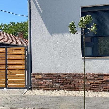 Thermal Apartmanok Raday 4 - Zendaya Hajdúszoboszló Dış mekan fotoğraf